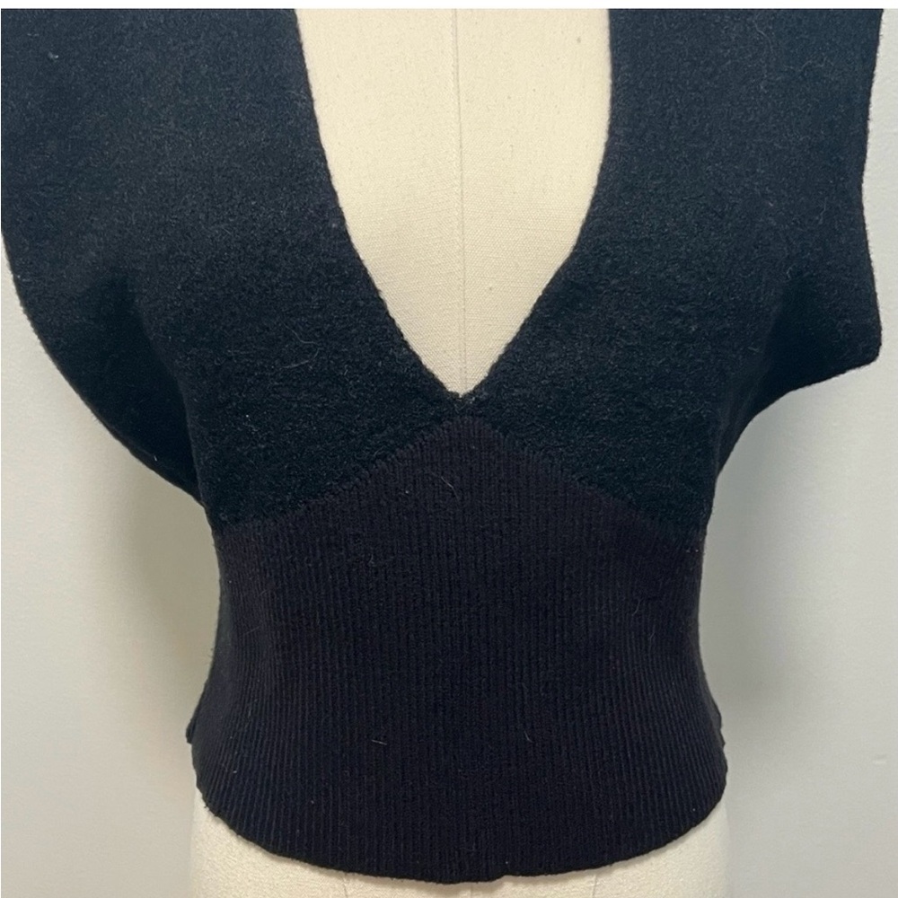 Natural Life LIGHT BROWN (camel/light roast)  V-Neck Cropped Knit Top